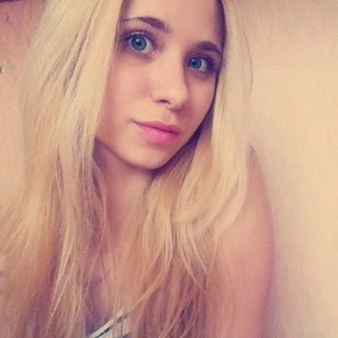 Юлия Канова