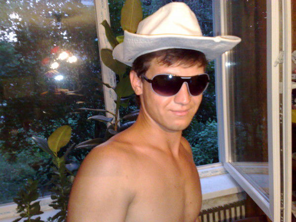 Артем Норматов