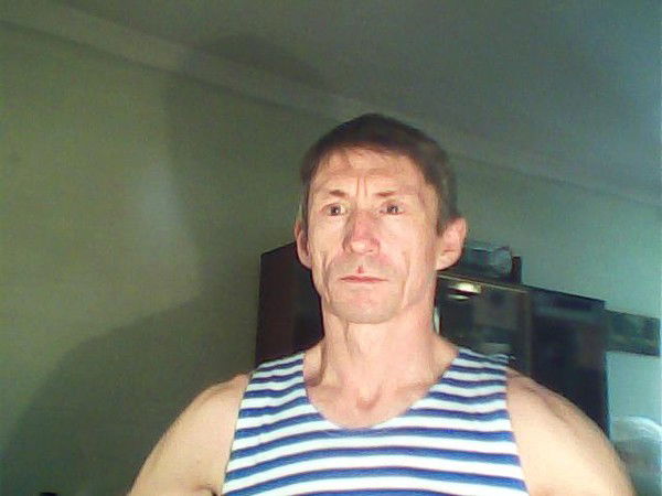 Виктор Набережнов