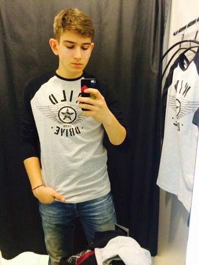 Никита Казачихин