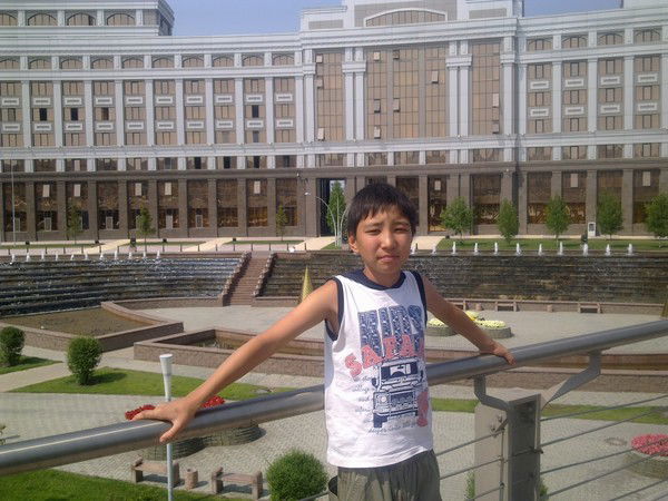 Тима Омирбаев