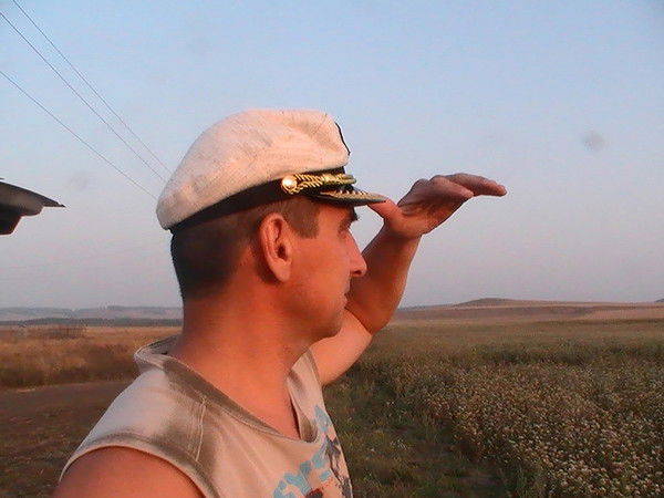 Андрей Старков