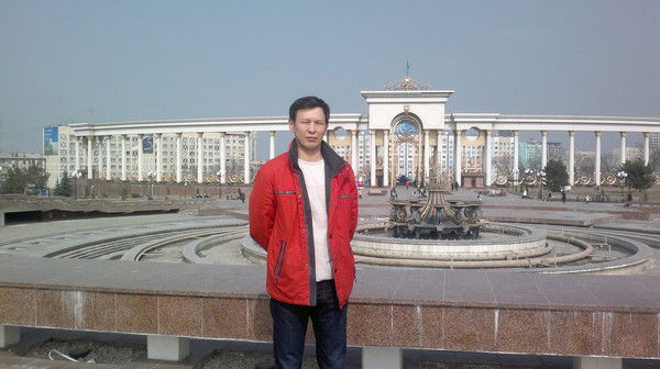 Саят Ажибеков