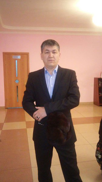 Серик Макатов