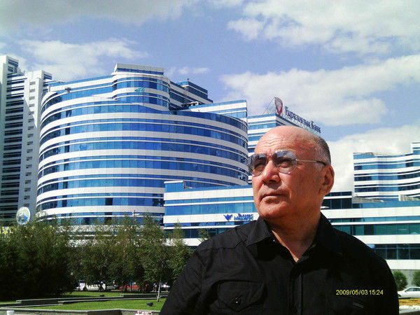 Булат Бугубаев