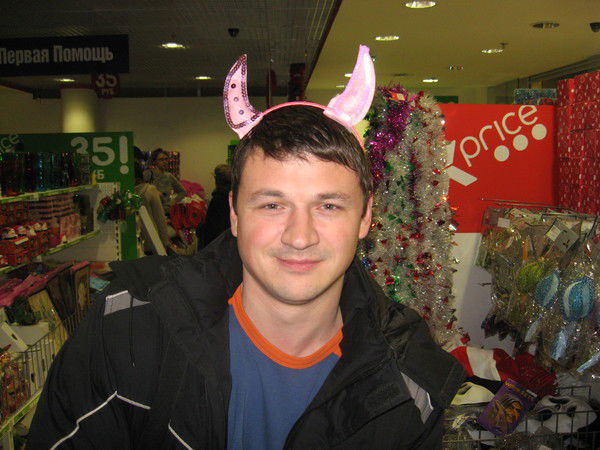 Максим Мошков