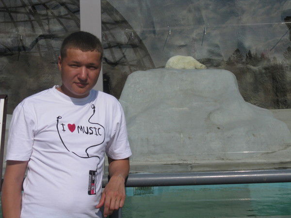 Александр Иванов