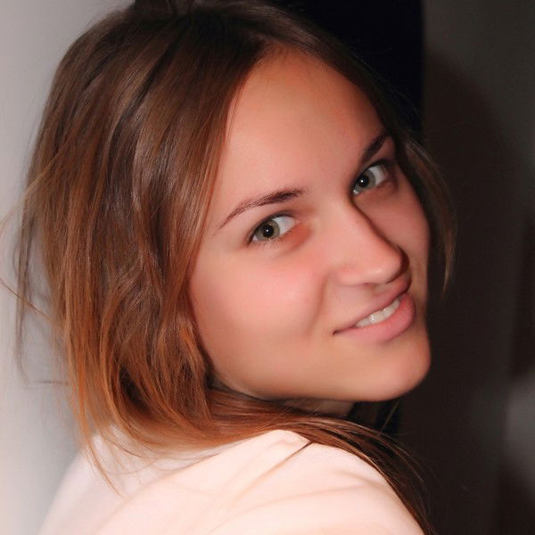 Оля Булохова