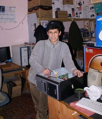 Азимжон Абдусаминов