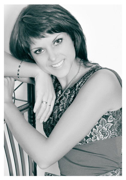 Леонова Елена