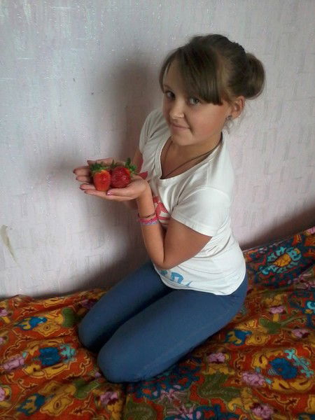 Поля Щербакова*) ***