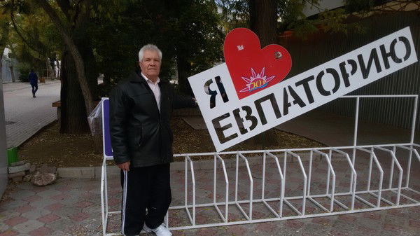 Николай Шутов