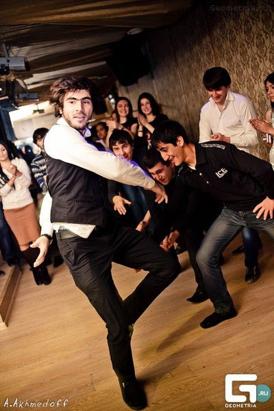 Неизвестно Неизвестно