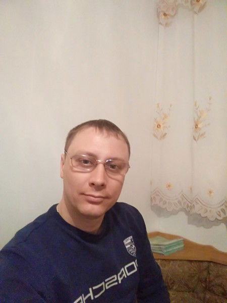 Слава Кириченко