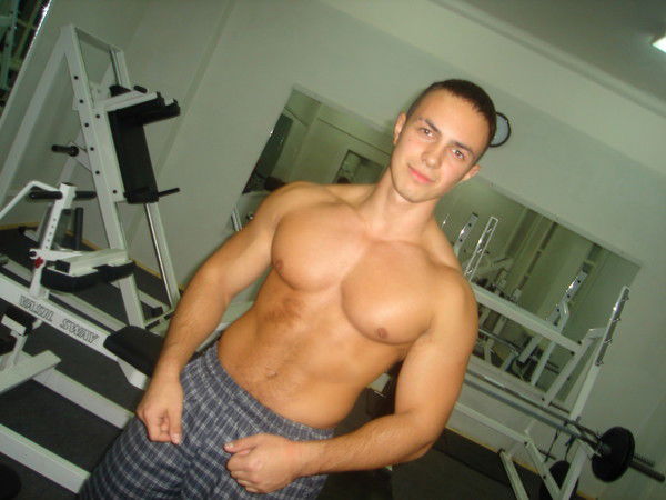 Александр Тарасов