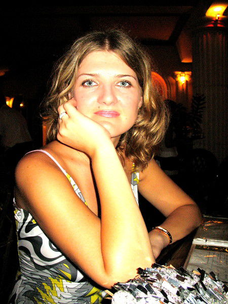 Юля Ушканенко