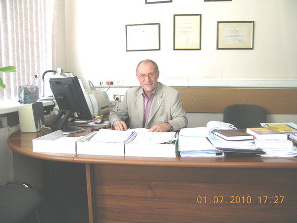 Борис Безруков