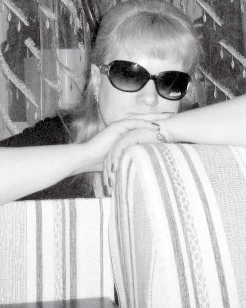 Елена Елена