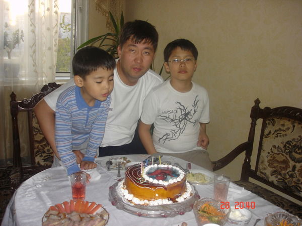 Есет Шахатбаев