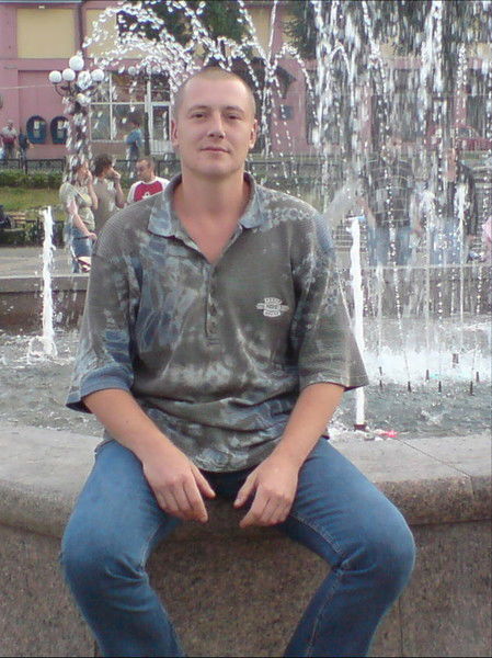 Владимир Кузмичов