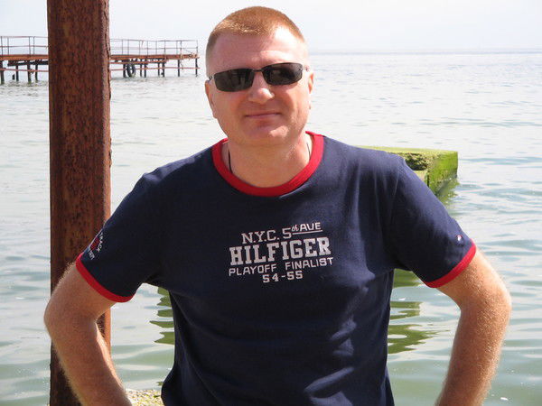 Олег Викторович