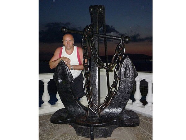 Николай Остовский