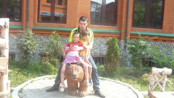 Женя Власов