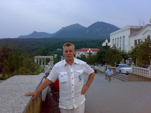 Виктор Никулин