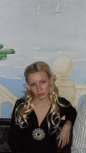 Юля Алексеенко