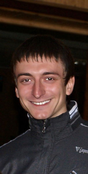 Антон Михайлов