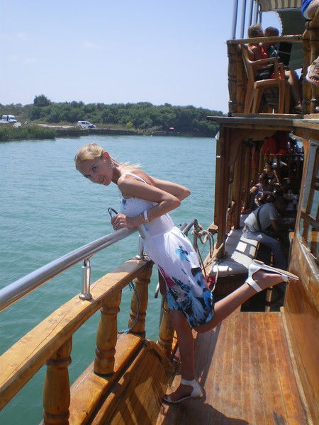 Таня Сафронова