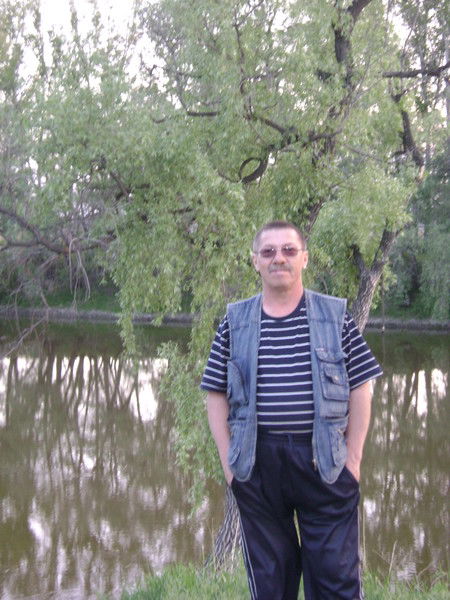 Александр Николаев