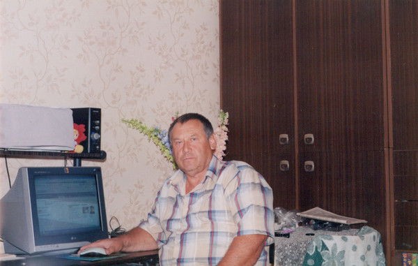 Валентин Новиков