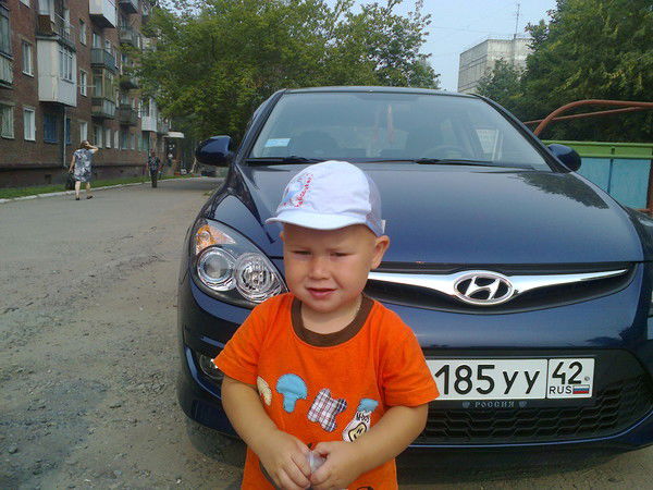 Андрей Голов