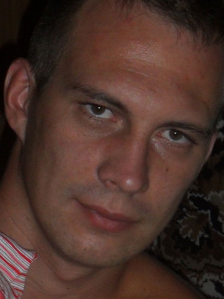 Владимир Леонов