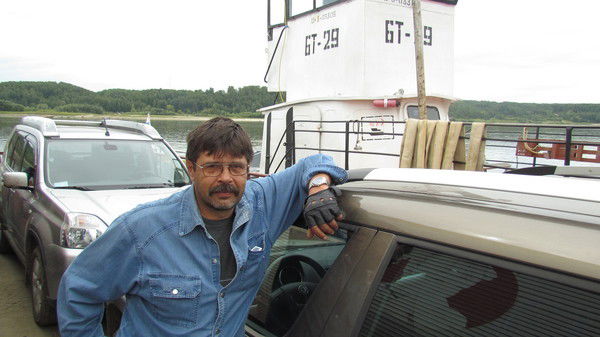 Александр Захаров