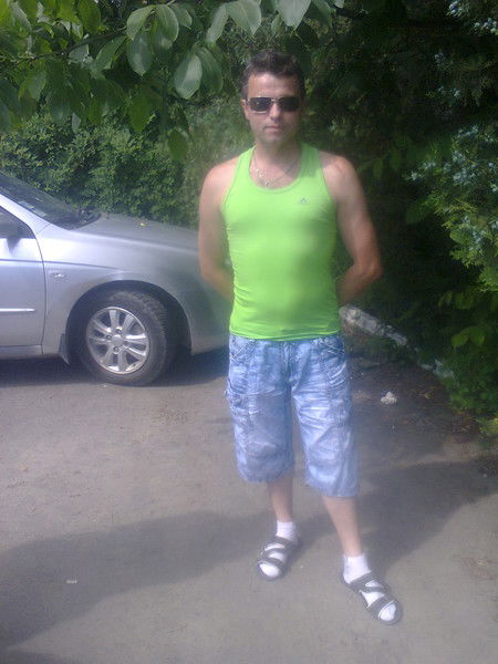 Михайло Холод