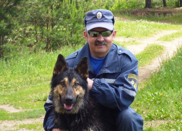 Олег Захаров