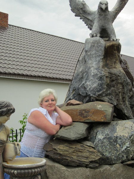 Елена Максимова