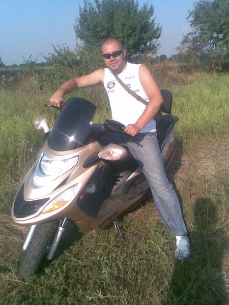 Андрей Мороз