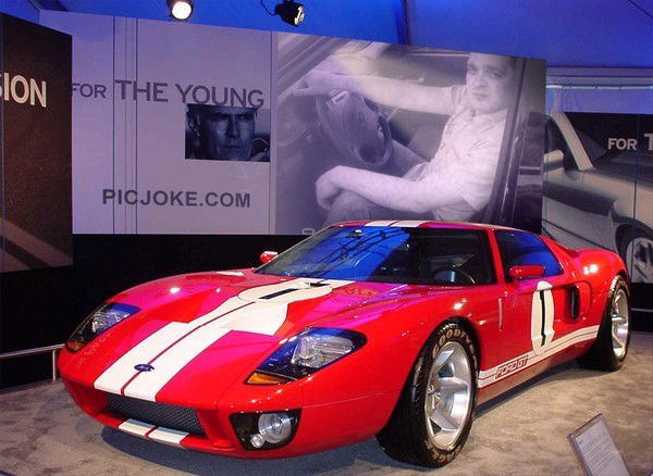 Игорь Кононов