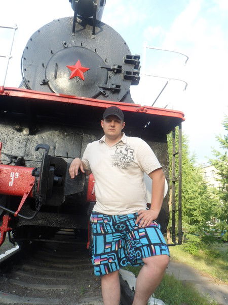 Александр Чекусов