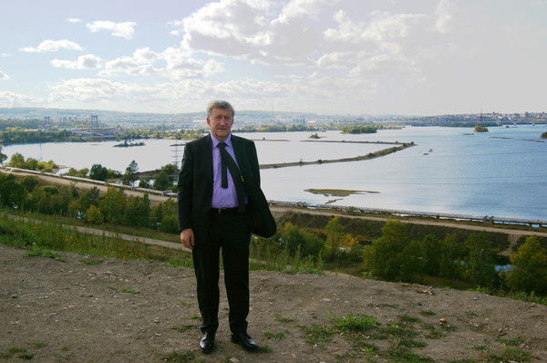 Михайлов Василий