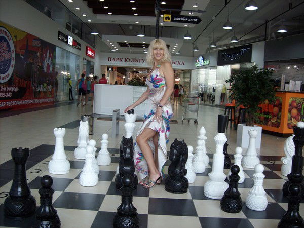 Лариса Замрий