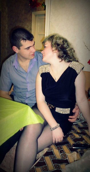 Артём *********