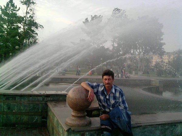 Анатолий Марков