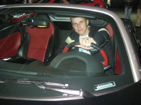 Леша Можейко