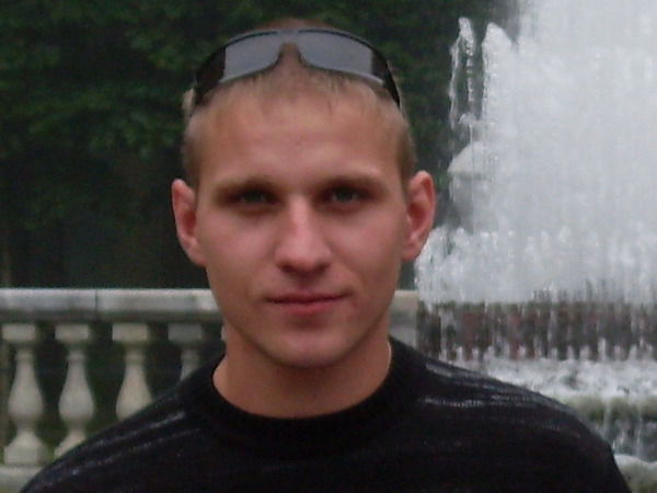 Руслан Комляков