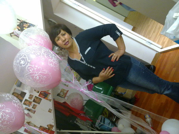 The Nice Mom Kydyralieva Feruz