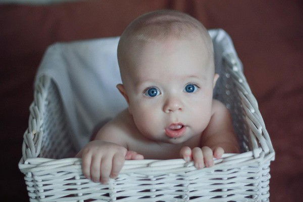 Анжелика Томасова